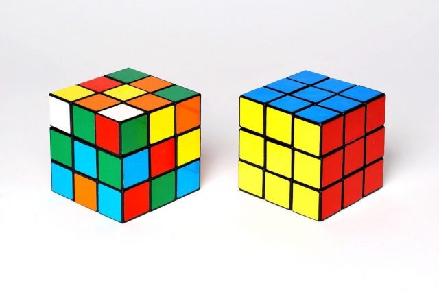 Lösa Rubiks Kub Utan Algoritmer